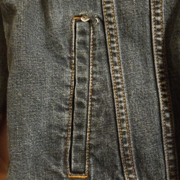 Eddie Bauer denim jacket with floral accents - Picture 8 of 8